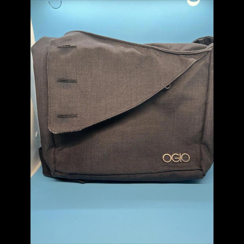 OGIO Brooklyn Crossbody Purse Tablet Grey Shoulder Bag‎ Satchel Case 13"X 12"